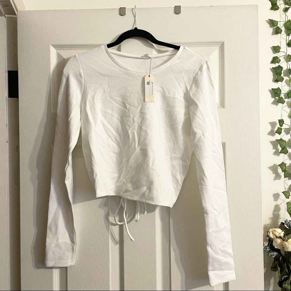 WHITE Open back long sleeve top